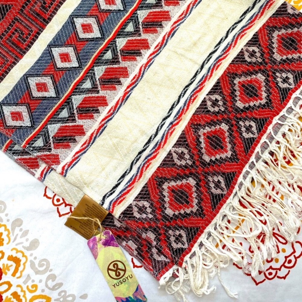 Yusoyu Red Aztec Print Scarf and shawl western